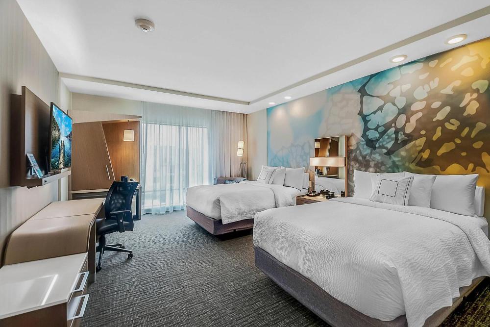 Double Queen Room interior